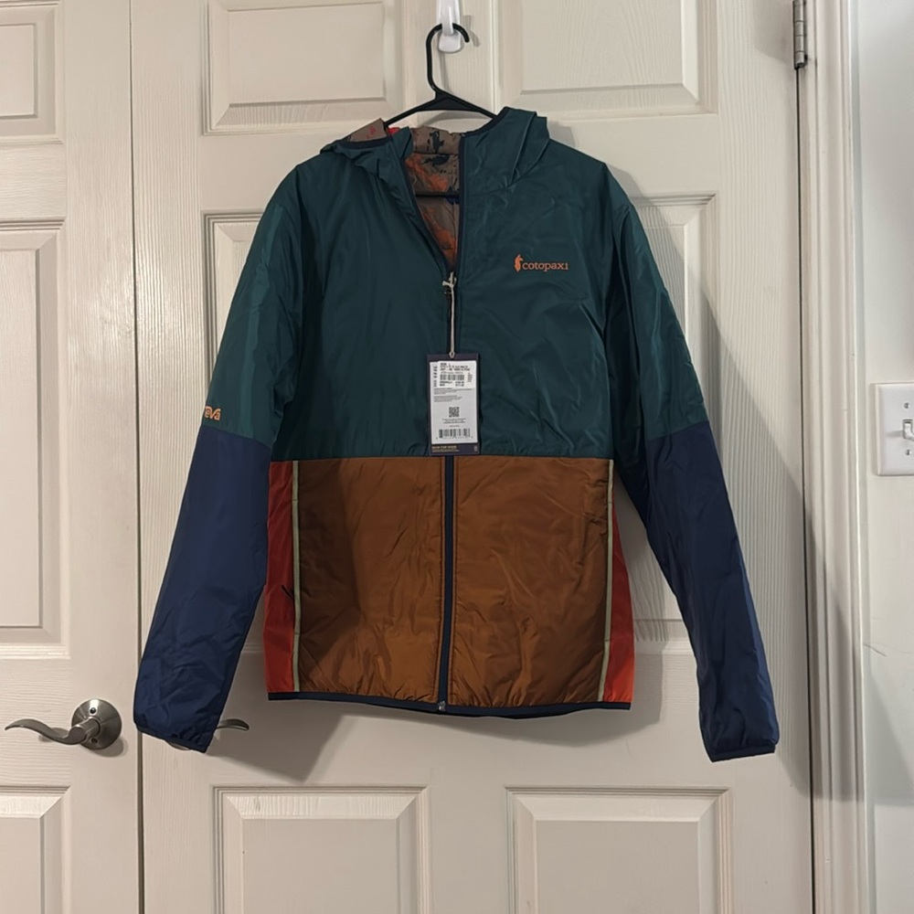 Teva Cotopaxi Men’s light weight jacket size large